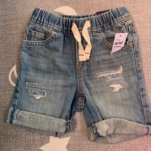 Toddler distressed shorts